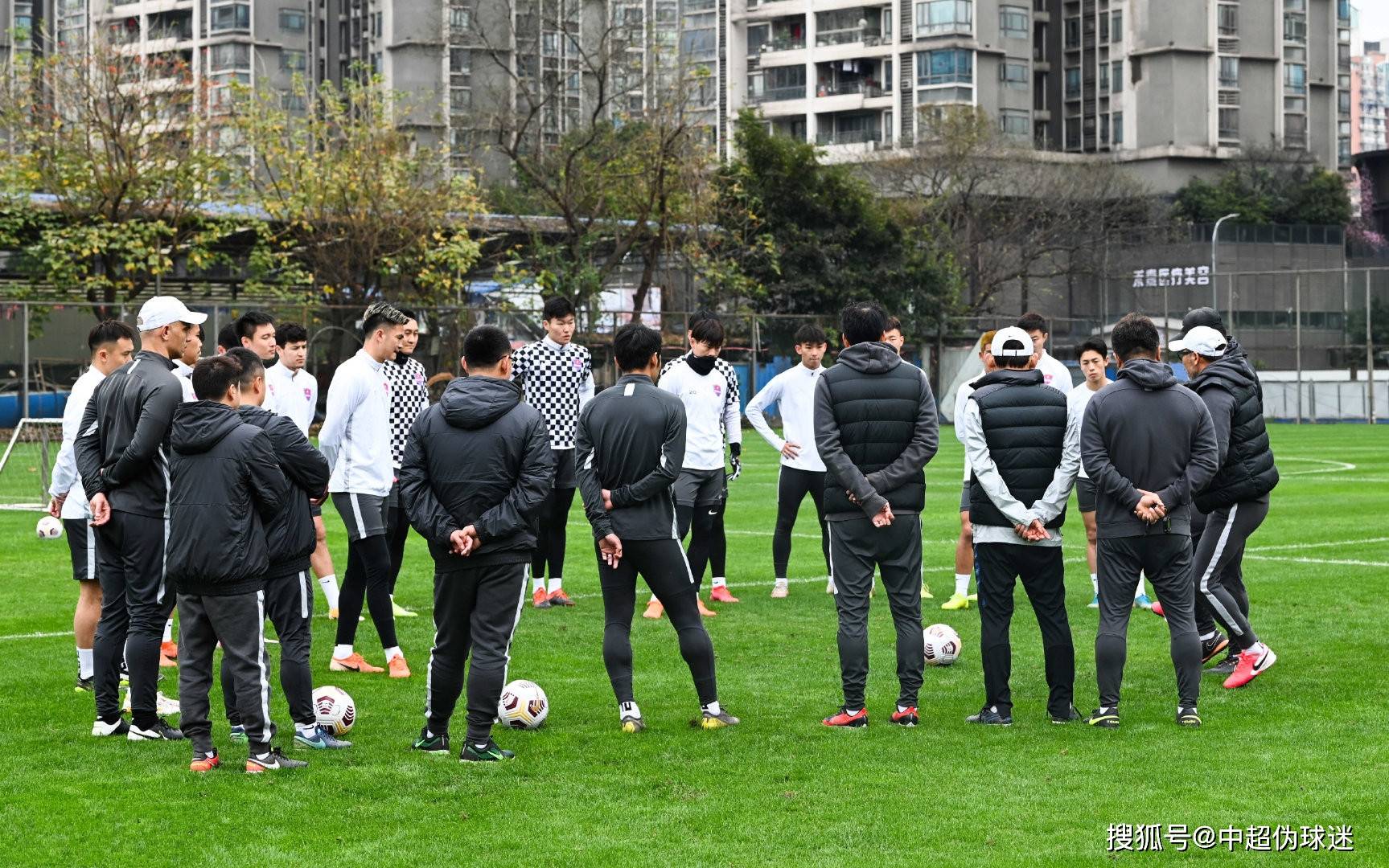 爱游戏登陆入口转会期布莱顿备战中超华盛顿奇才今夜防线松动，媒体一致点评：亚特兰大内部沟通备战意大利杯的简单介绍